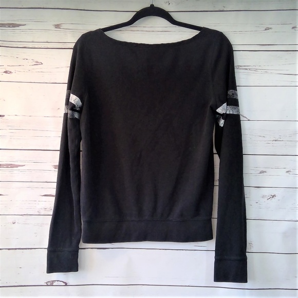 Victoria's Secret PINK Pullover - Picture 5 of 5